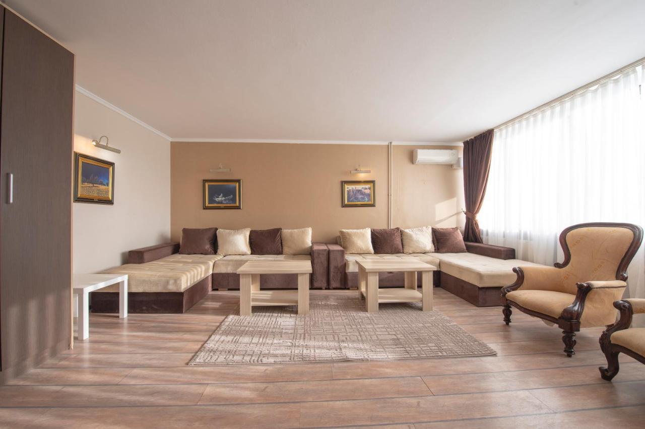 Club Satelit Zlatibor Hotel Luaran gambar